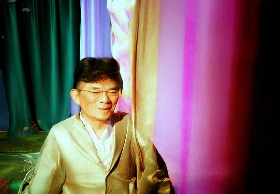 湖人总冠军背后：詹姆斯与戴维斯的统治力与湖人阵容短板解析，威少加盟湖人的挑战与西部竞争局势